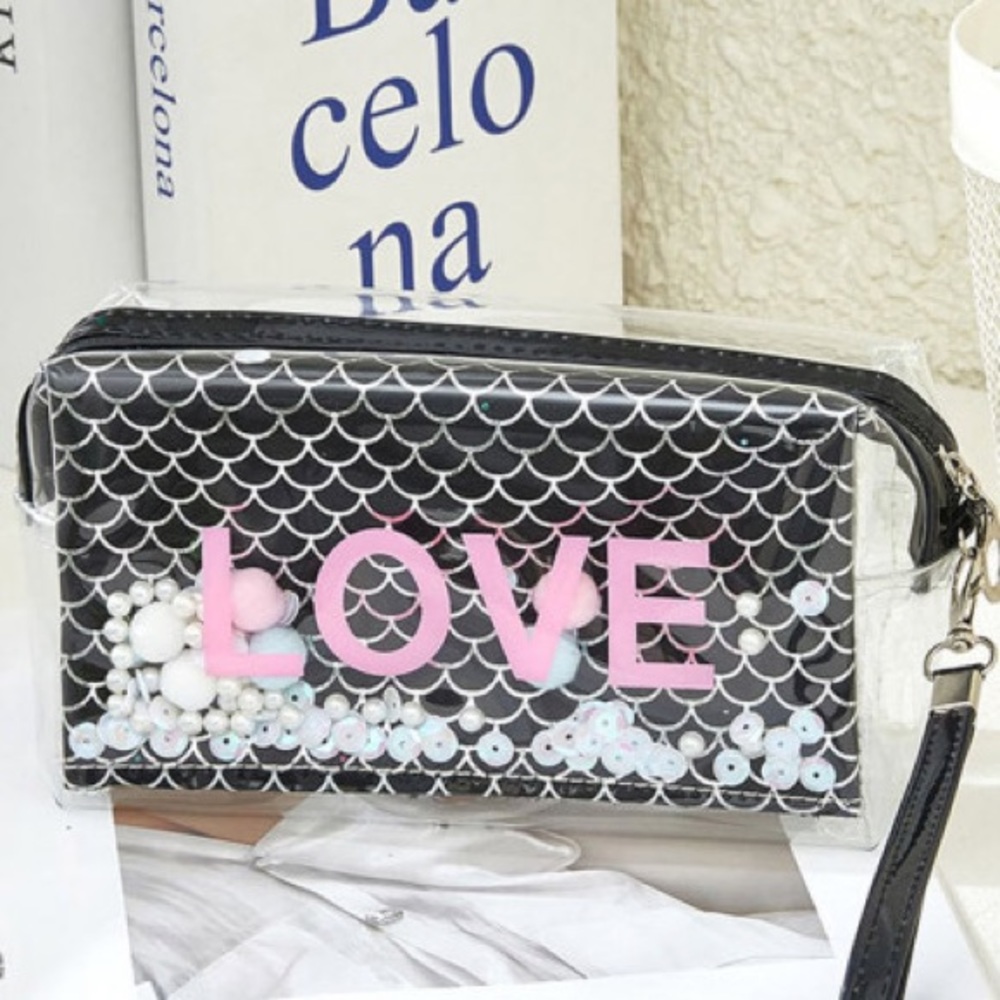 Makeup bag